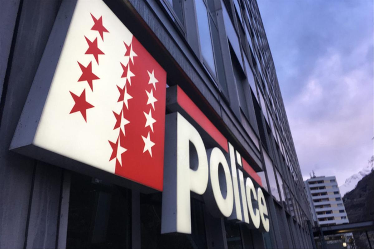 Un jeune homme interpellé à Sion pour provocation publique à la violence